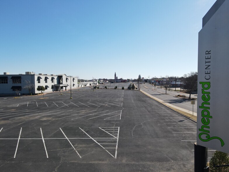 More Photos Of 2401 NW 23rd St, Oklahoma City Land For Lease