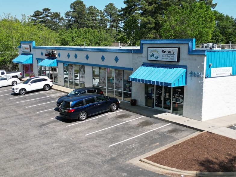 More Photos Of 2821 Spring Forest Rd, Raleigh Storefront For Sale