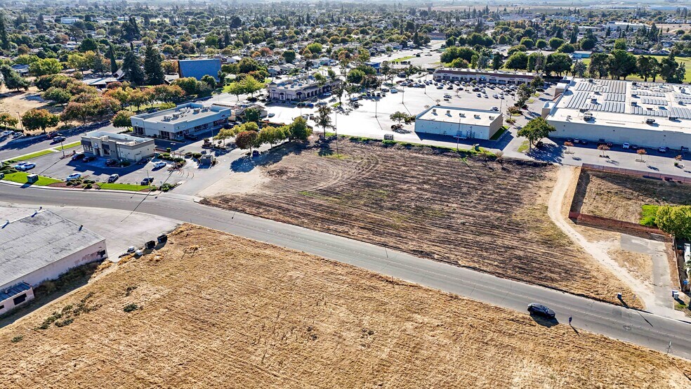 More Photos Of 0 Redwood Avenue, Atwater Land For Sale