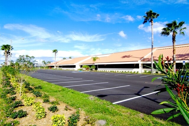 More Photos Of 12495 34th St N, Saint Petersburg Unknown For Lease