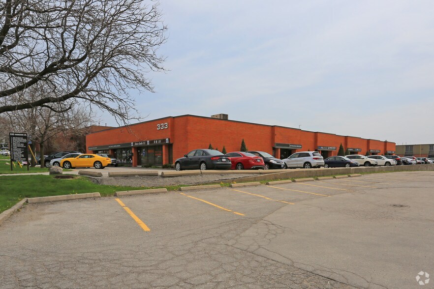 More Photos Of 333 Denison St, Markham Service For Lease