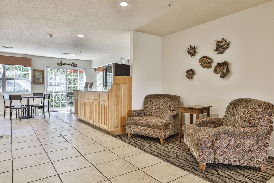 More Photos Of 43 Coosawatee Drive, East Ellijay Hotel For Sale