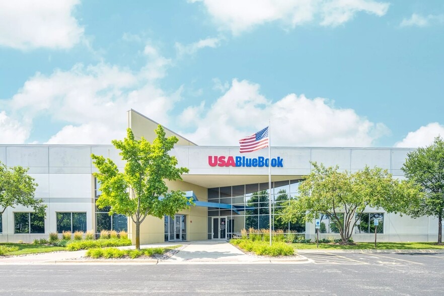 More Photos Of 3701-3781 Burwood Dr, Waukegan Manufacturing For Lease