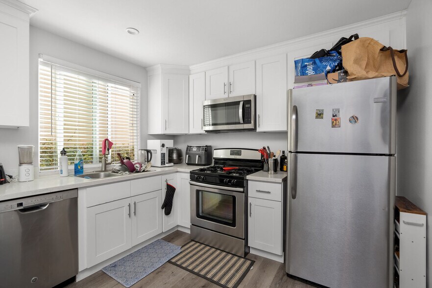 More Photos Of 712 Pacific St, Santa Monica Apartments For Sale