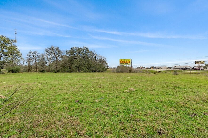 More Photos Of 4053 U.S. Hwy 90 hwy, Columbus Land For Sale