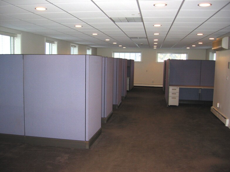 More Photos Of 754 Massachusetts Ave, Arlington Coworking Space