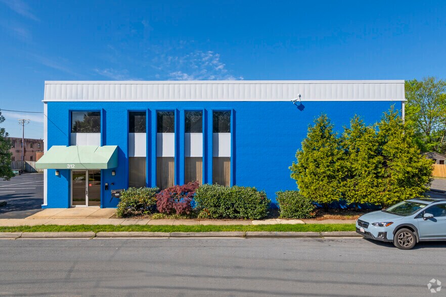 More Photos Of 312 Laurel Ave, Laurel Telecom Hotel Data Hosting For Lease