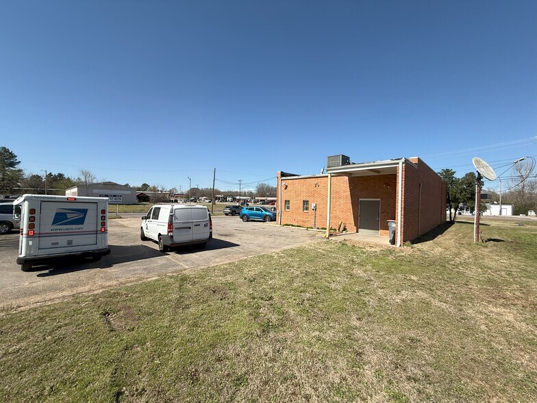 More Photos Of 609 Fort St, Barling Post Office For Sale