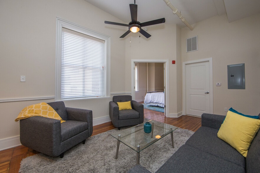 More Photos Of 213 E Broad St, Richmond Apartments For Lease