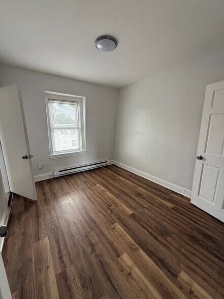 More Photos Of 47 Montgomery St, Pawtucket Apartments For Sale