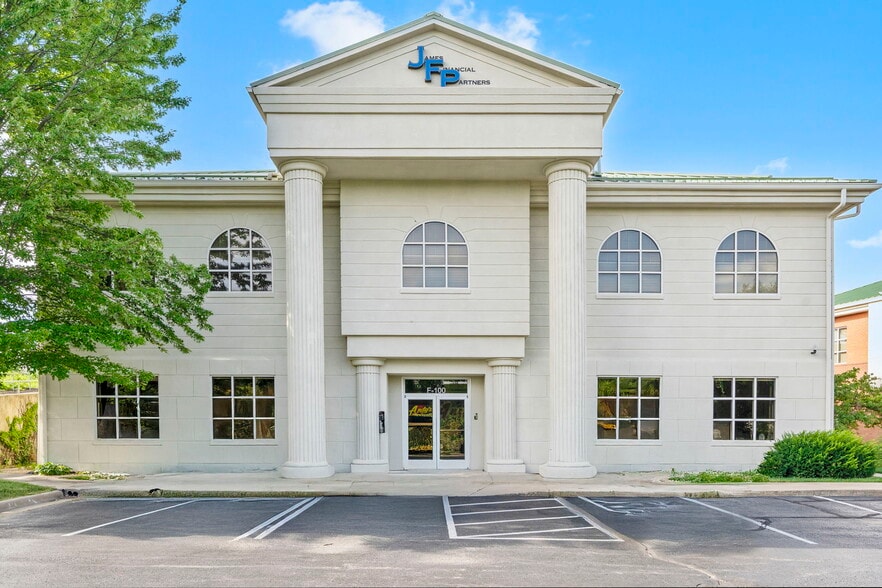 More Photos Of 909 E Republic Rd, Springfield Office For Lease