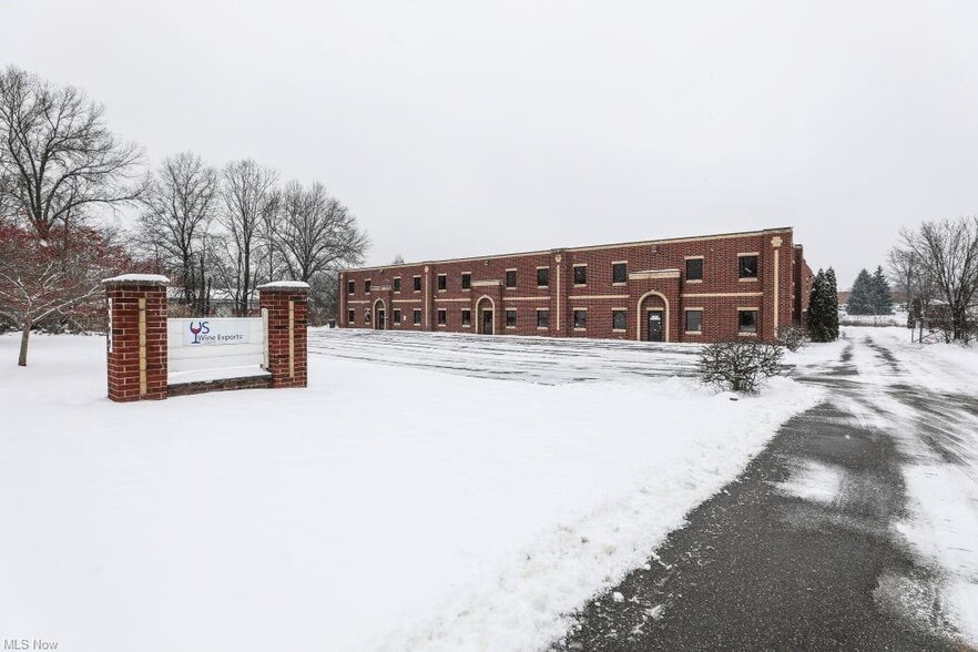 Primary Photo Of 4699 Loomis Pky, Ravenna Warehouse For Lease