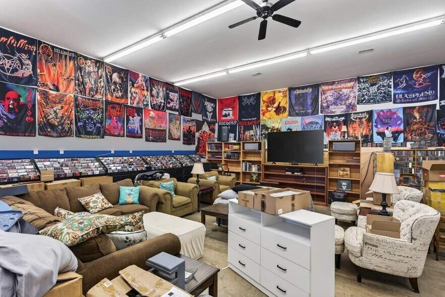 More Photos Of 211 Tannery Rd, Luray Warehouse For Sale