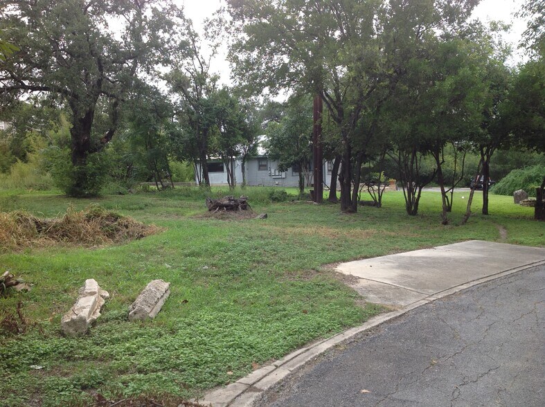 More Photos Of 9506 Perrin Beitel Rd, San Antonio Land For Lease