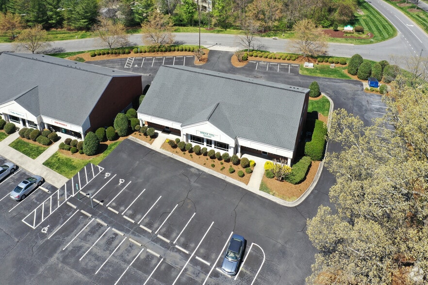 More Photos Of 5500 Adams Farm Ln, Greensboro Medical For Sale