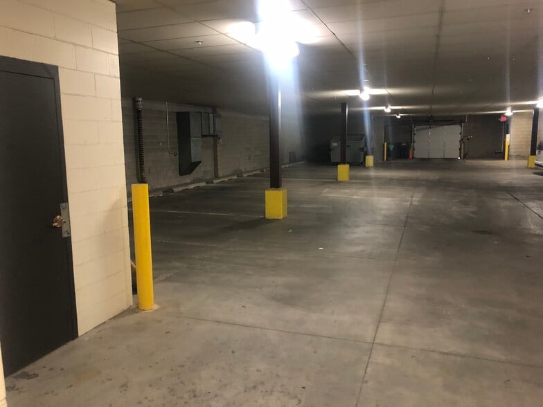 More Photos Of 3209 W 76th St, Edina Office For Lease