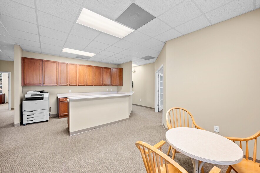 More Photos Of 1234 Mann Dr, Matthews Office For Lease