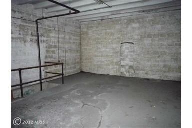 More Photos Of 1310-1324 5th St NE, Washington Storefront For Sale