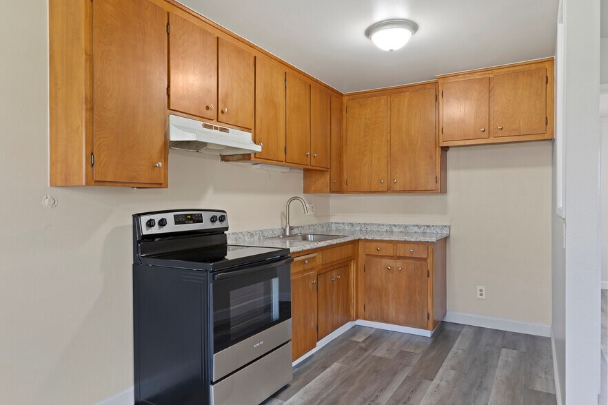 More Photos Of 6500 Jackson Ave, Riverbank Multifamily For Sale