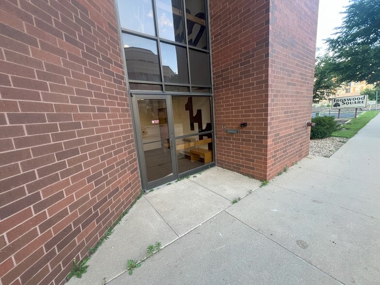 More Photos Of 300 3rd Ave SE, Rochester Coworking Space