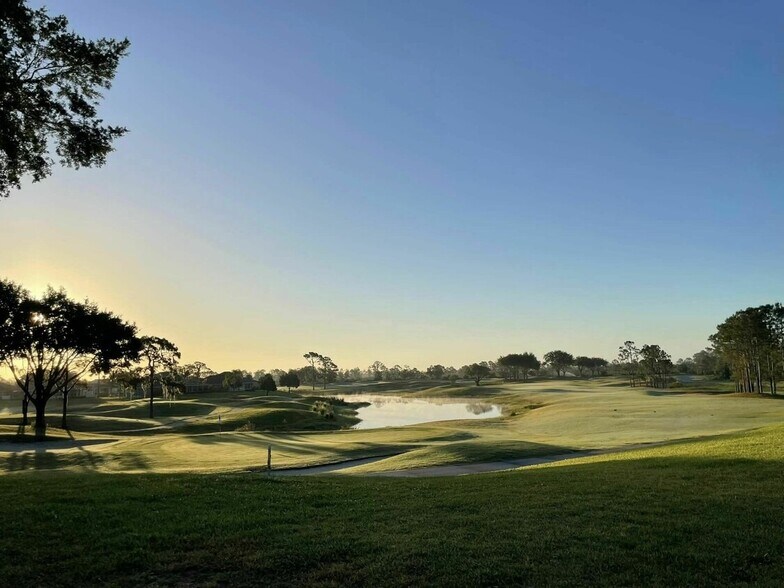 More Photos Of 4100 Carter Creek Dr, Avon Park Sports And Entertainment For Sale