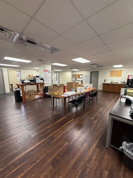 More Photos Of 4255 Research Pky, Clarence Warehouse For Sale