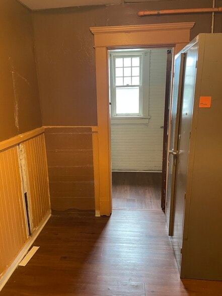 More Photos Of 1101 N Mangum St, Durham Storefront Retail Office For Lease