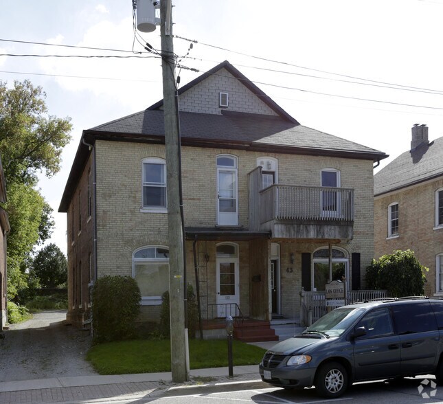 More Photos Of 43 Worsley St, Barrie Office Residential For Lease