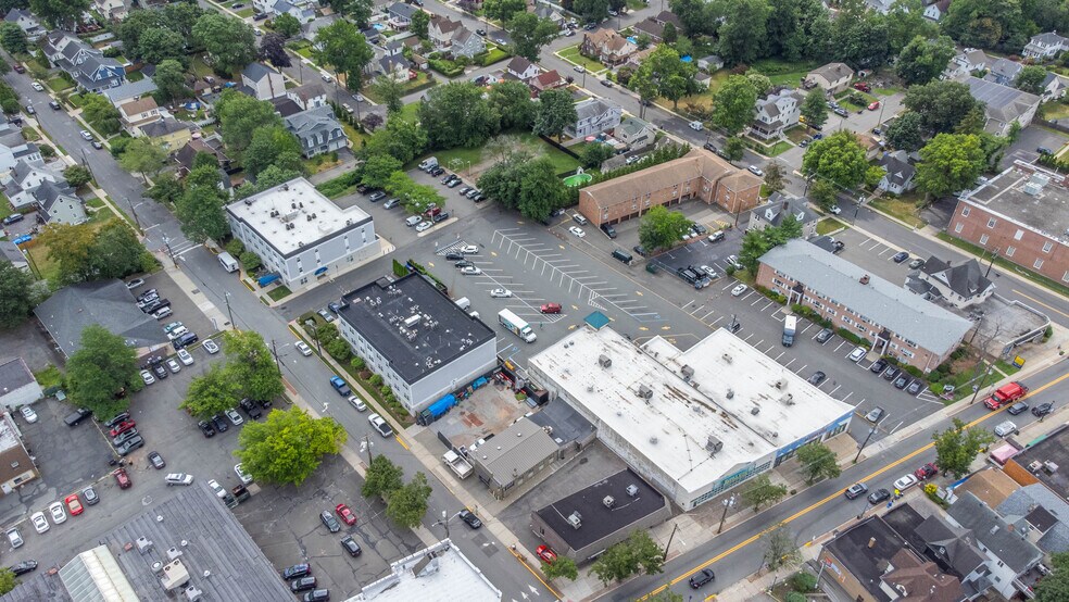 More Photos Of 22 E Quackenbush Ave, Dumont Apartments For Sale