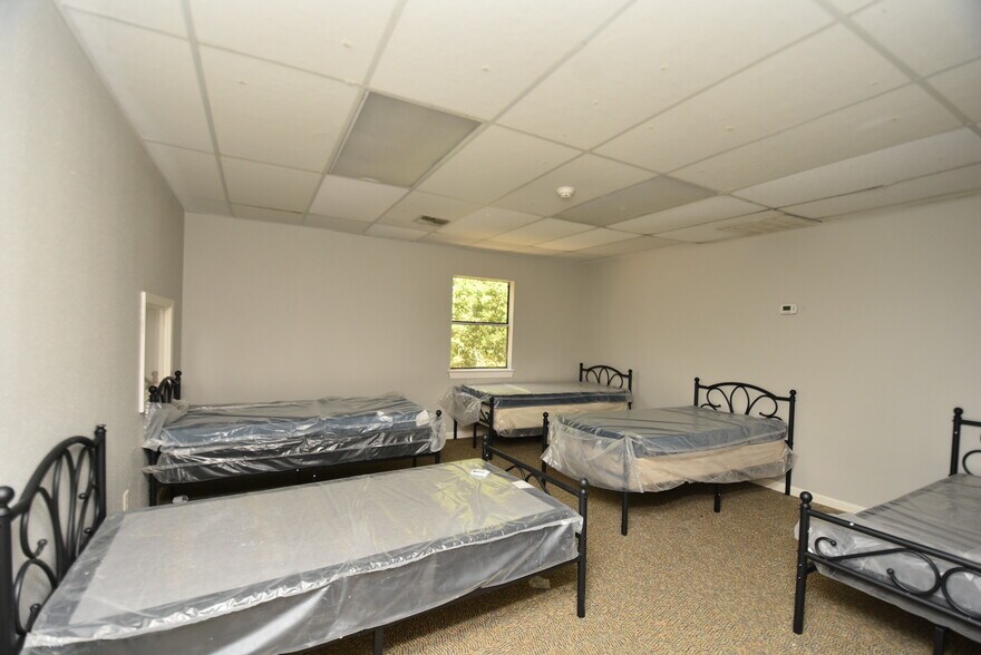 More Photos Of 736 Wilson Rd, Humble Medical For Lease