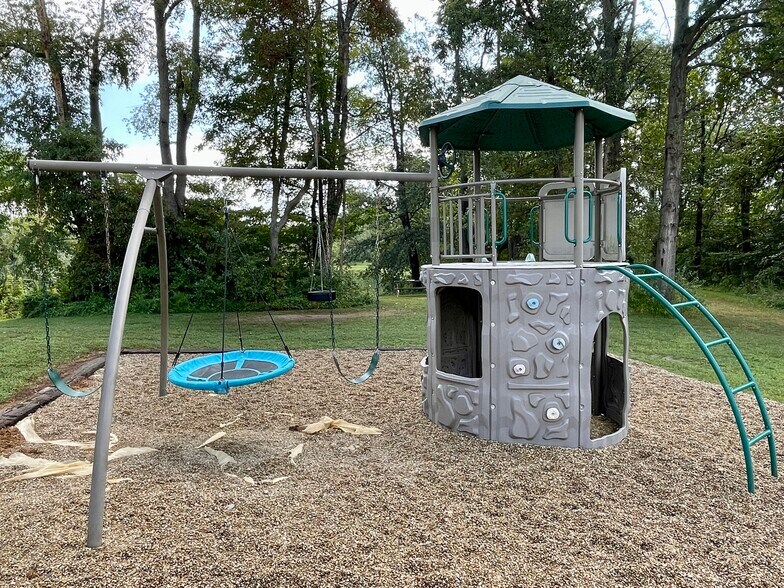 More Photos Of 8460 Farthing Rd, Vernon Manufactured Housing Mobile Home Park For Sale