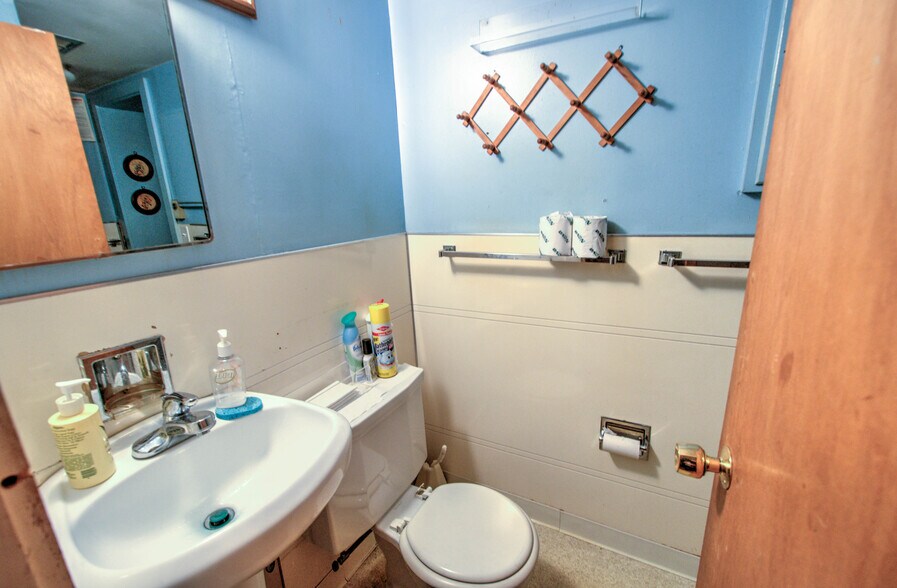 More Photos Of 167 Route 191, Cresco General Retail For Lease