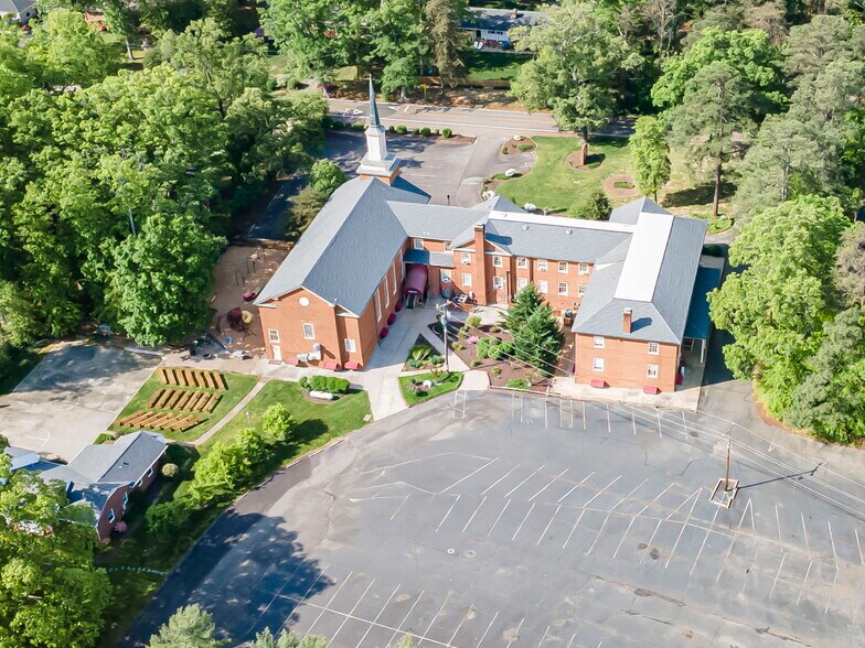 More Photos Of 7740 Cherokee Rd, Richmond Religious Facility For Sale