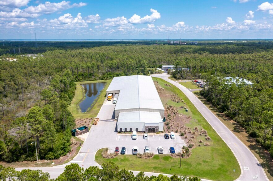 More Photos Of 17684 Cordova Pl, Panama City Beach Distribution For Lease