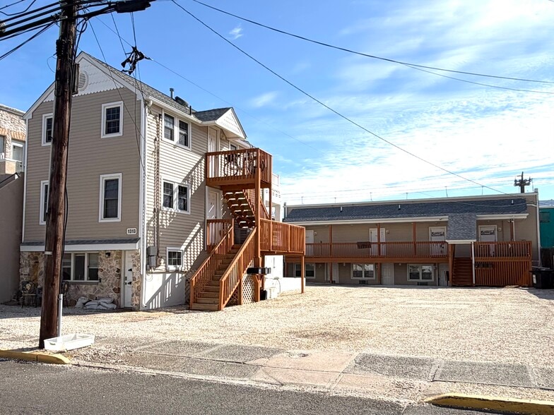 Primary Photo Of 1309 Boardwalk, Seaside Heights Restaurant For Sale
