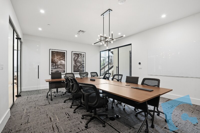 More Photos Of 860 S Village Center Dr, Southlake Office For Lease