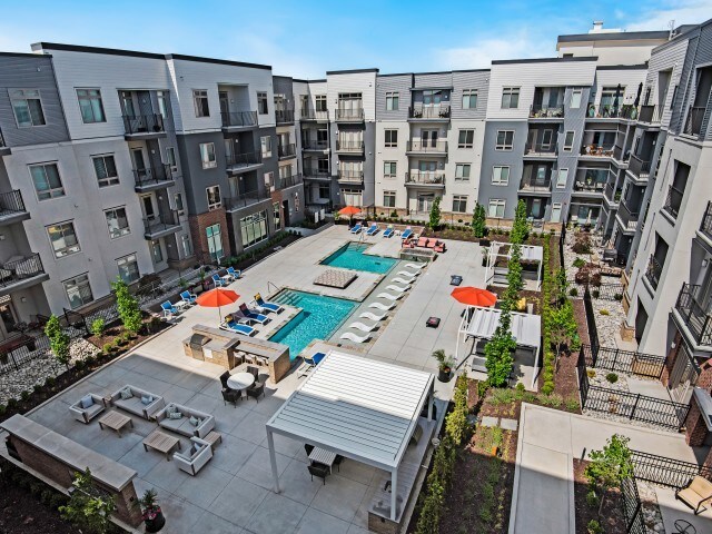 More Photos Of 8045 Metcalf Ave, Overland Park Apartments For Lease