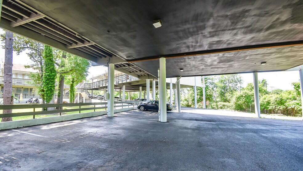 More Photos Of 5632 Annapolis Rd, Bladensburg Medical For Lease