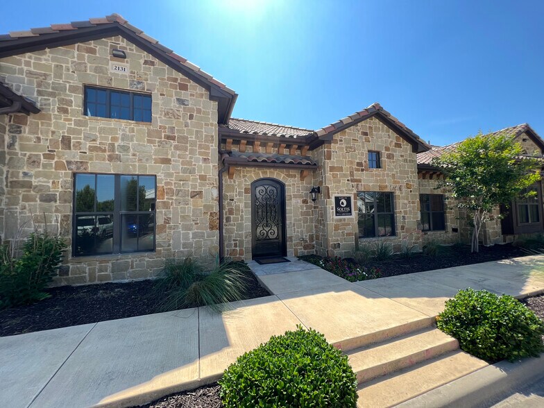 More Photos Of 2131 E Kirkwood Blvd, Southlake Office For Lease