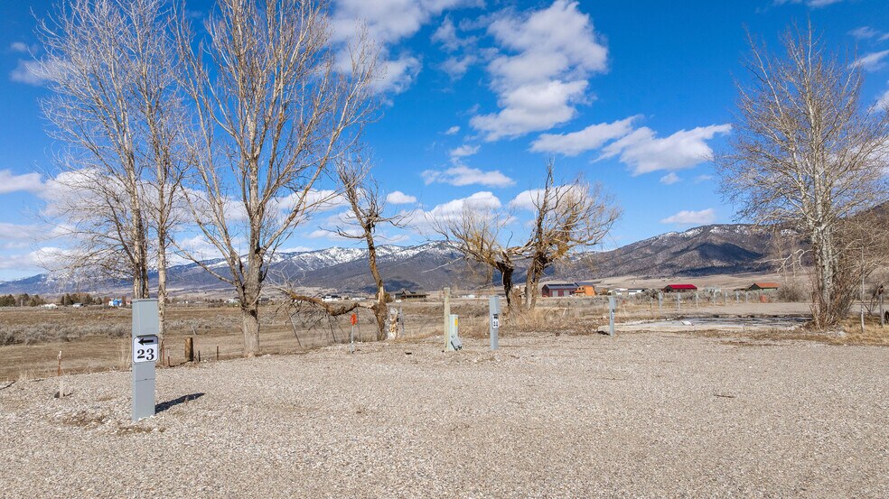 More Photos Of 3449 Swan Valley hwy, Irwin Bar For Sale