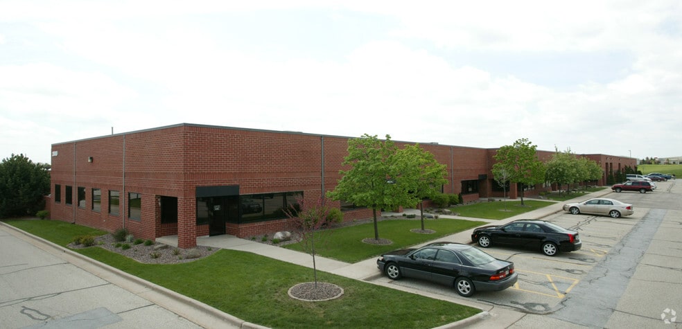Primary Photo Of 2000 Pewaukee Rd, Waukesha Unknown For Lease