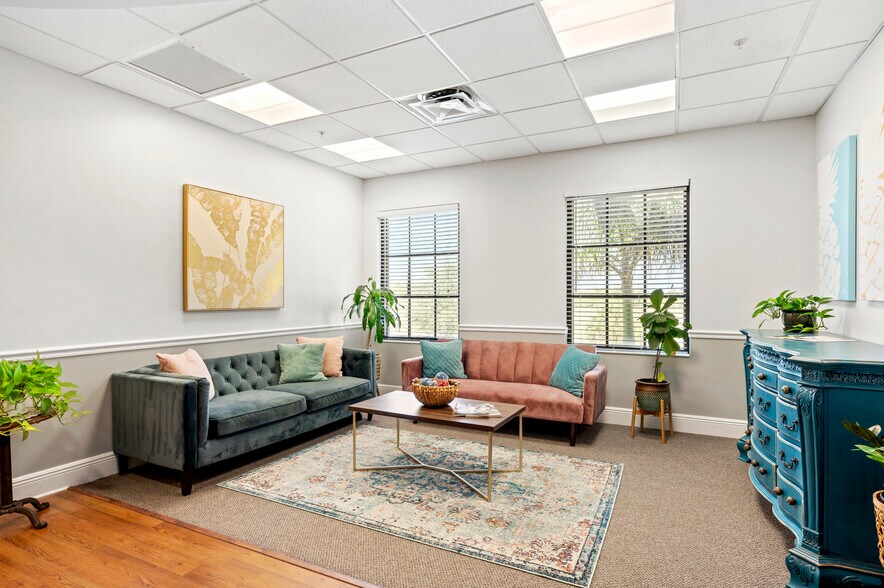 Primary Photo Of 9681 Gladiolus Dr, Fort Myers Coworking Space