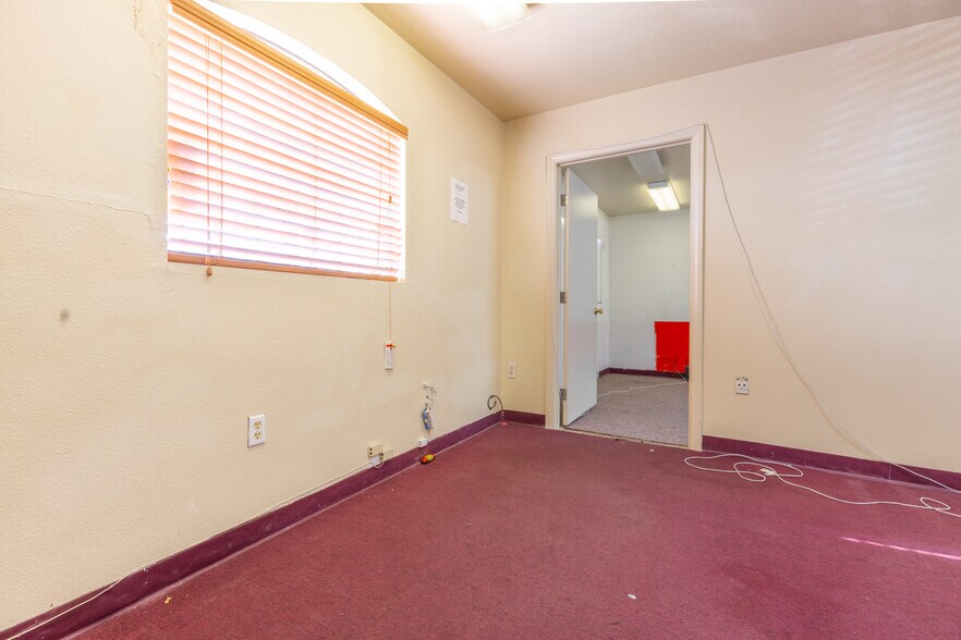 More Photos Of 416 E 2nd St, Calexico Office For Sale