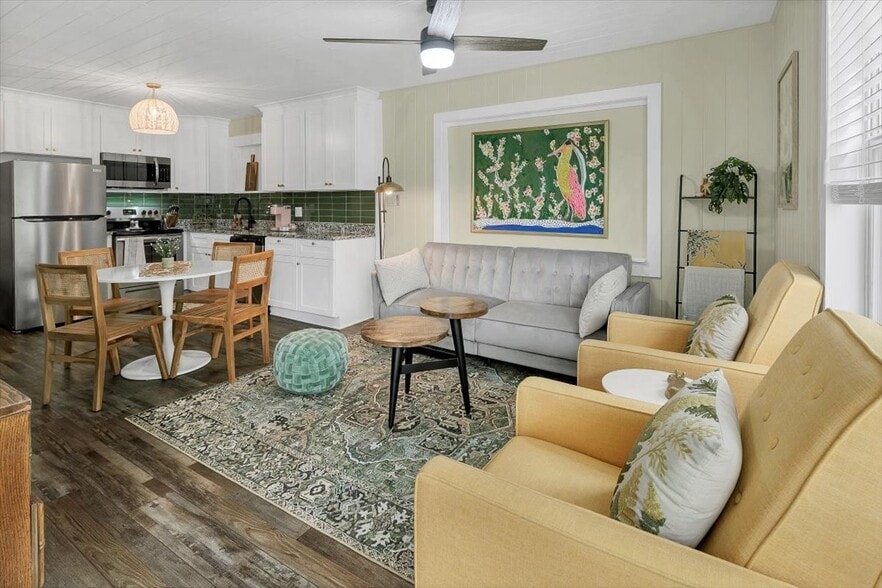 More Photos Of 1106 Main St, Safety Harbor Hotel For Sale