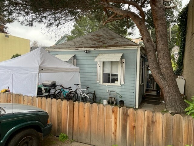 More Photos Of 1236 Park St, Alameda Storefront Retail Residential For Sale