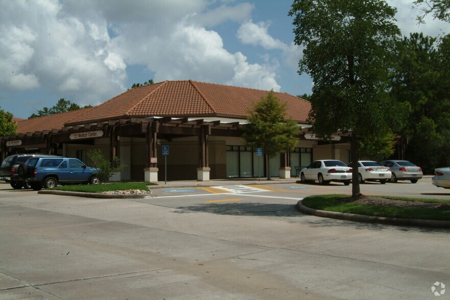 More Photos Of 4775 W Panther Creek Dr, The Woodlands Freestanding For Lease