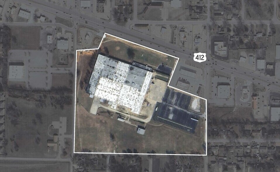 More Photos Of 650 Hwy 412 W, Siloam Springs Warehouse For Lease