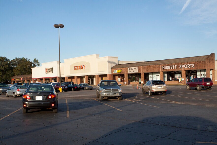 More Photos Of 12112-12130 Old 63 S, Lucedale General Retail For Lease