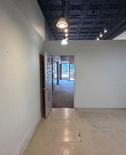 More Photos Of 675-685 Washington St, Norwood Storefront Retail Office For Lease