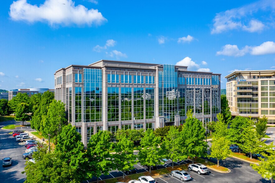 More Photos Of 2555 Meridian Blvd, Franklin Office For Lease